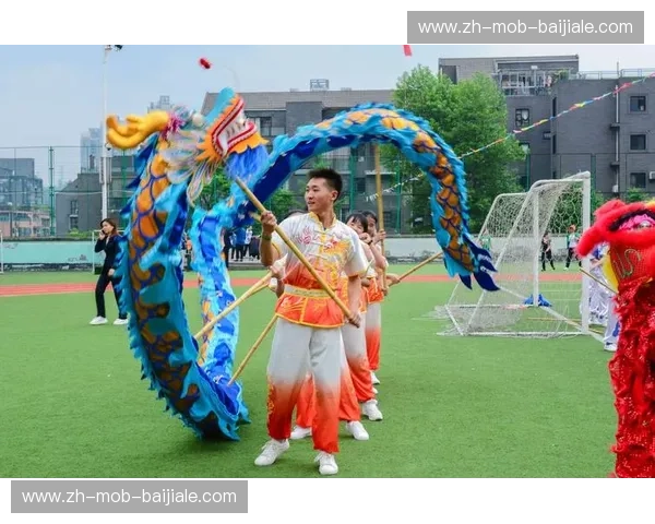 绿茵版“龙狮之争”：东亚杯中澳对决，一场关于血性与重塑的终极博弈